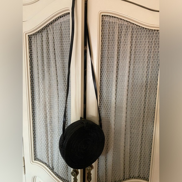 Handwoven Round Rattan Bag - Picture 5 of 5